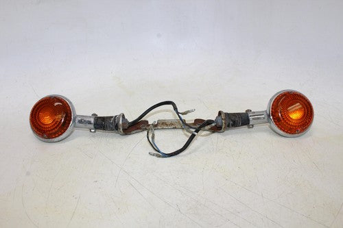 1986 Yamaha Xj700 Maxim Turn Signal Indicator Pair With Bracket