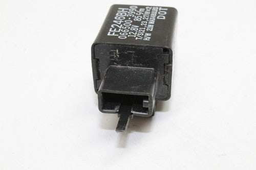 03-05 Yamaha R6 06-09 Yzf R6s Turn Signal Blinker Relay Flasher Switch OEM