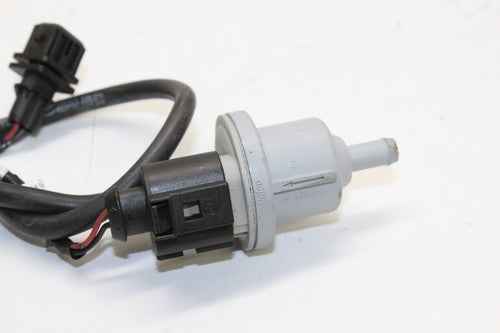 16-20 Triumph Street Twin 900 AIR Valve Solenoid Top Engine Switch Sensor Oem