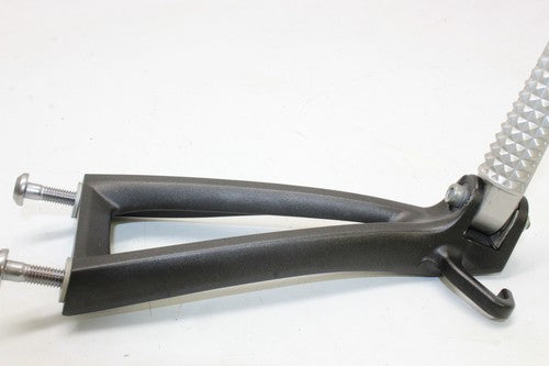 08-16 Yamaha Yzf R6 Right Rear Back Passenger PEG 2c0-2742l-11-00 OEM