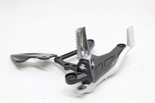 2020 YAMAHA YZF-R1 RIGHT REARSET REAR BRAKE PEDAL SET PEG REST STOP