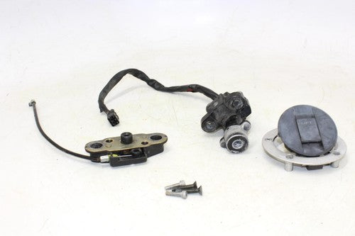 2004 Suzuki Gsxr600 Ignition Lock Set W/ Gas Cap And Seat Lock ! NO KEY!