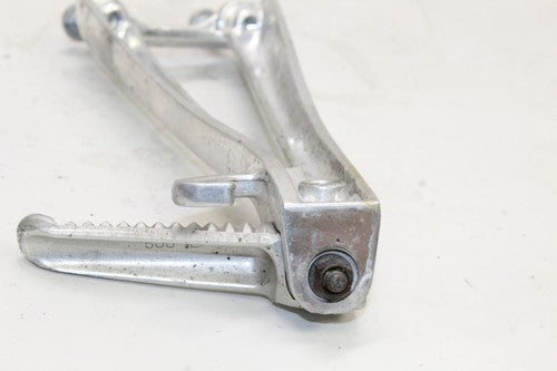 2003-05 Yamaha Yzf R6 Left Rear Back Passenger Peg 5sl-27430-01-00 OEM