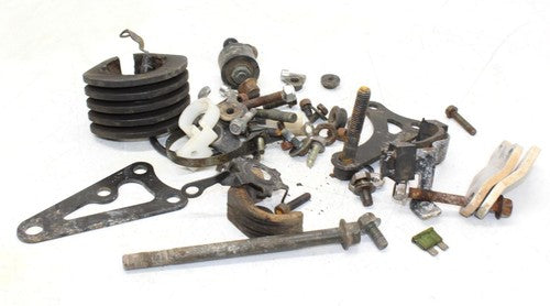 2006 Yamaha Ttr250 Engine Mounting Bolts Hardware Motor Screws OEM