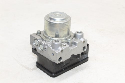 2008-15 Triumph Rocket Iii Roadster Abs Pump Unit Module OEM