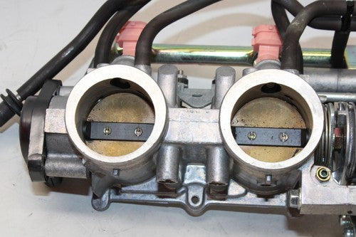 2004 Honda Cbr600rr Main Fuel Injectors / Throttle Bodies
