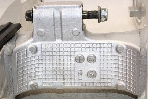 2004 Suzuki Sv650 Rear Swingarm Back Suspension Swing Arm