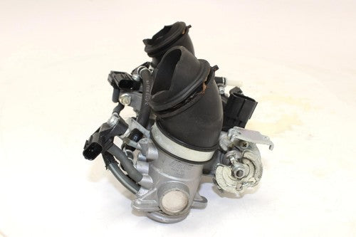 (14-16) 2016 Yamaha Fz09 Main Fuel Injectors OEM