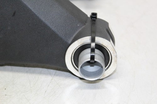 2015 Ducati 899 Panigale Rear Swingarm Back Suspension Swing Arm + Axle