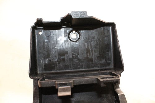 2009 Suzuki Gsxr600 Rear Back Tail Undertail Battery Tray Plastic 63111-37H0