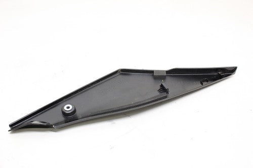 2020 YAMAHA YZF-R1 RIGHT GAS TANK PANEL COVER TRIM COWL B3l-24139-00