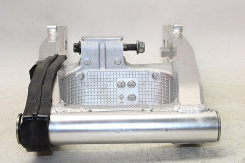 2004 Suzuki Sv650 Rear Swingarm Back Suspension Swing Arm