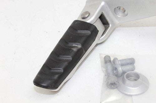 2005-2010 Bmw R1200r R1200 R Right Rear BACK Passenger Peg OEM