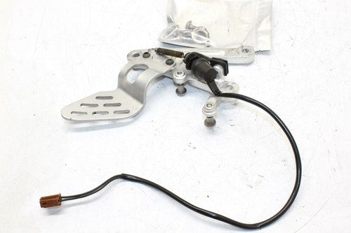 03-05 Yamaha Yzf R6 Left Rearset Rear Set Driver Foot PEG Bracket Mount OEM