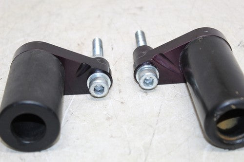 2007 Yamaha Yzf R1 Frame Sliders Set Left Right