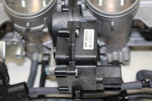 2013 Kawasaki Ninja Zx6r Zx636e Main Fuel Injectors / Throttle Bodies