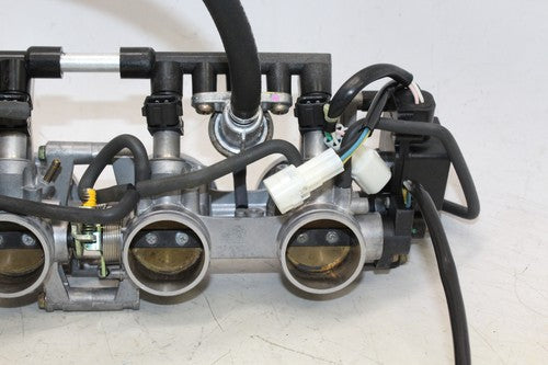 2005 Triumph Daytona 650 Main Fuel Injectors / Throttle Bodies