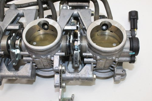 2009-12 Triumph Daytona 675r KEIHIN Carbs Carburetors OEM