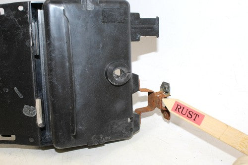 2005 Suzuki Gsxr1000 Rear Back Tail Undertail Battery Tray Plastic