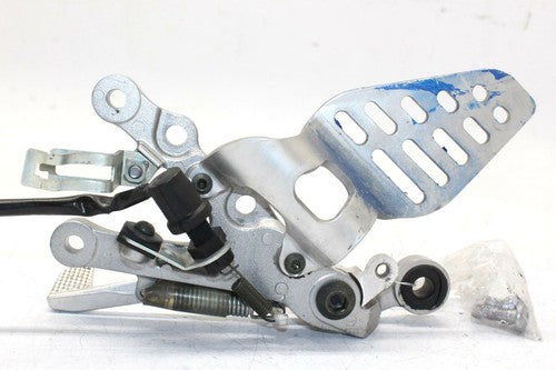 06-07 Yamaha Yzf R6 Left Right Rearset Rear Set Driver PEG Brackets Mounts OEM