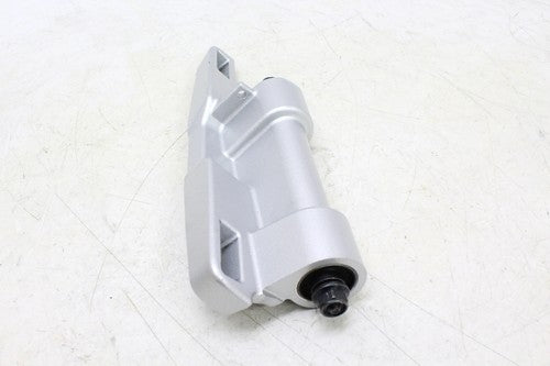 2022 Yamaha Mtt890 Tracer 9 Upper Case Crank Holder Bracket Pair