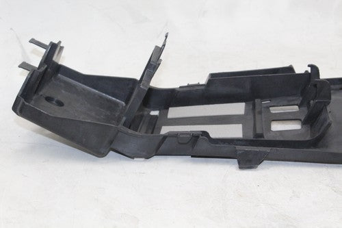 2007-08 Suzuki Gsxr1000 Rear Tail Undertail Battery Tray Plastic 63111-21h00 OEM