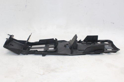 2007-08 Suzuki Gsxr1000 Rear Tail Undertail Battery Tray Plastic 63111-21h00 OEM