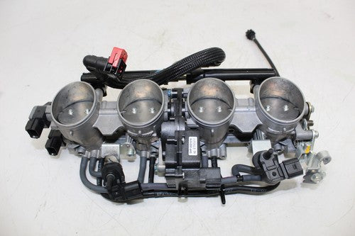 2013 Kawasaki Ninja Zx6r Zx636e Main Fuel Injectors / Throttle Bodies
