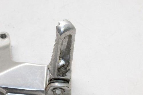 1997-2007 Yamaha Yzf600r Right Rear Back Passenger PEG OEM NICE