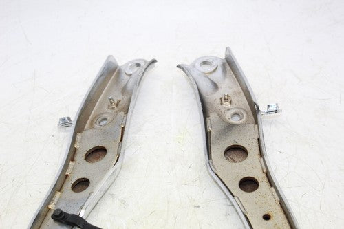 1998 Honda Shadow Aero 1100 Vt1100c3l Rear Passenger Fender Grab Rail