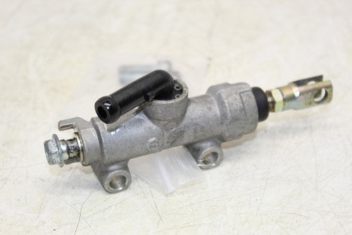 2000 Kawasaki Concours 1000 Zg1000a Rear Back Brake Master Cylinder W Reservoir