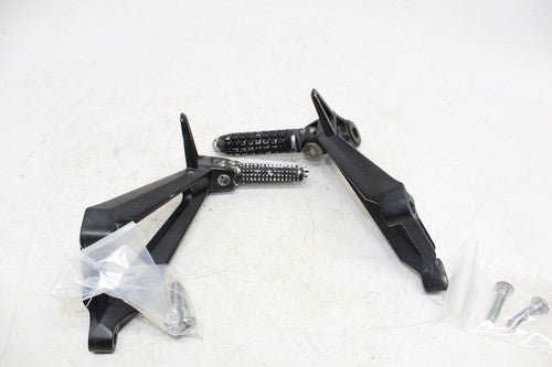 2018 Yamaha Yzf-r3 Rear Back Passenger Peg Set Pair