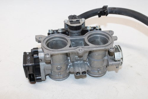 2015 Honda Cbr500r Main Fuel Injectors / Throttle Bodies