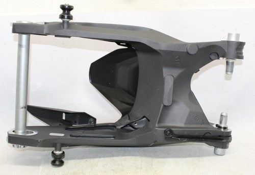2015 Ducati 899 Panigale Rear Swingarm Back Suspension Swing Arm + Axle