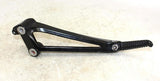 2010 Yamaha Yzf R1 LEFT RIGHT REAR BACK PASSENGER PEG SET PAIR W CENTER BRACKET