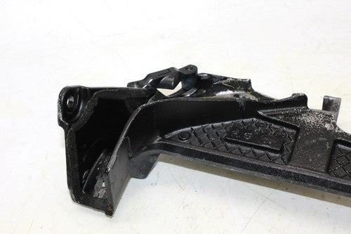 2005 Suzuki Gsxr1000 Front Upper Radiator Cover Shroud Bracket