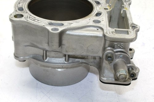 02-09 Suzuki Vstrom 1000 Dl1000 Rear Piston Jug Oem