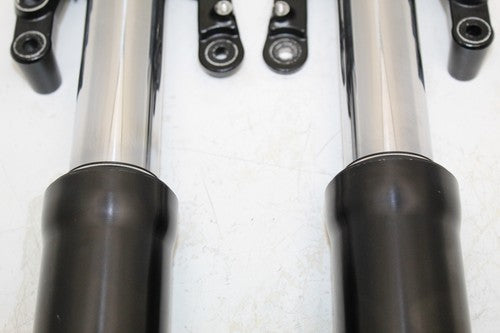 2011 Triumph Rocket III 3 Front Forks Shock Suspension Set Pair