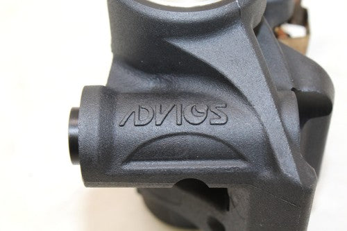 2021 Yamaha Yzf-R1 Right Left Front Brake Caliper Set Pair Calipers OEM