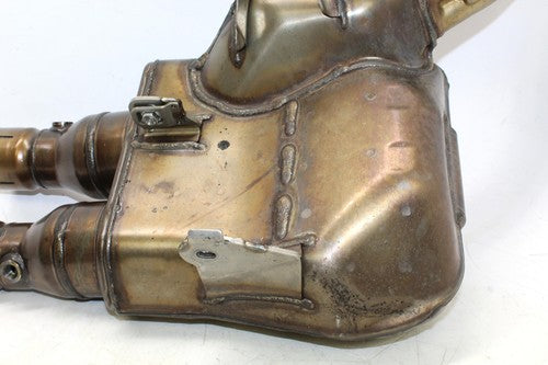 2021 Yamaha Yzf-r1 S Exhaust Mid Chamber Pipe Assembly OEM