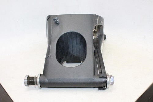 2006 Yamaha Yzf R6 Rear Swingarm Back Suspension Swing Arm