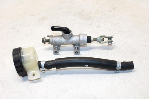 2006 Kawasaki Ninja 250r Ex250f Rear Back Brake Master Cylinder W Reservoir