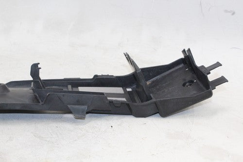 2007-08 Suzuki Gsxr1000 Rear Tail Undertail Battery Tray Plastic 63111-21h00 OEM