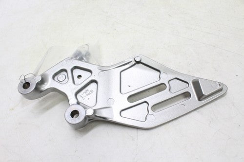 2022 Yamaha Mtt890 Tracer 9 Left Rearset Rear Set Driver Foot Peg Bracket Mount