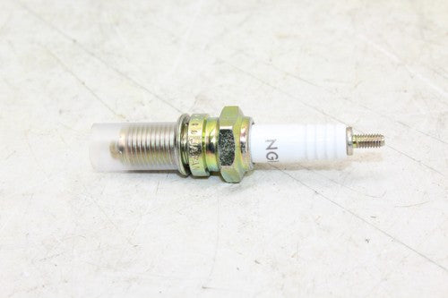 NGK Spark Plug (D7EA) 98069-57717 Pack Of 3 !NEW!