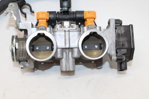 2015 Honda Cbr500r Main Fuel Injectors / Throttle Bodies