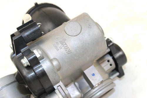 (14-16) 2016 Yamaha Fz09 Main Fuel Injectors OEM