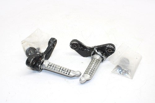 1996 Suzuki Katana 600 Gsx600f Rear Back Passenger Peg Set Pair
