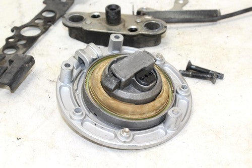 2008 Kawasaki Zx10 Zx1000 Lf  Gas Cap And Seat Lock NO KEY!!!