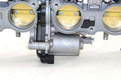 2021 Yamaha Yzf-r1 Main Fuel Injectors Throttle Bodies OEM